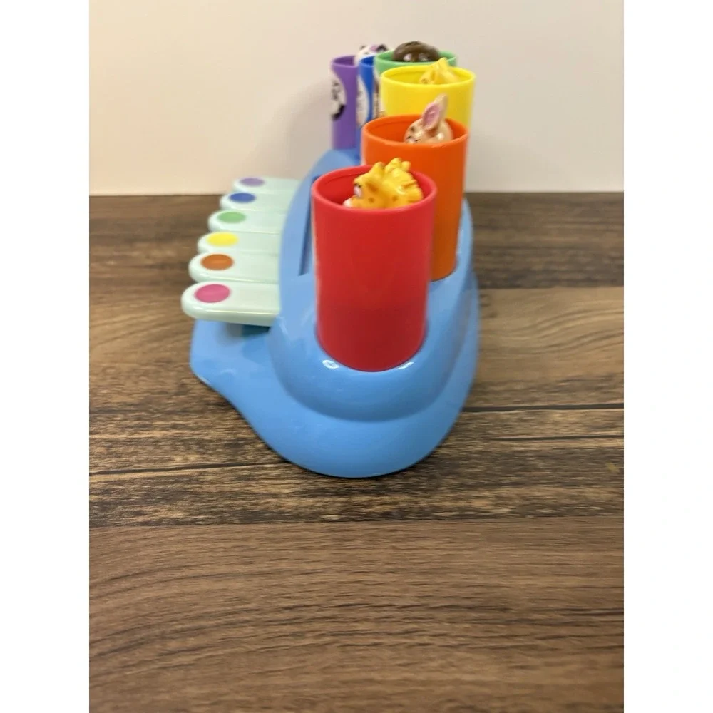 Garanimals Peek A Boo Player Piano Musical Toy Music Keys Pop Up Characters